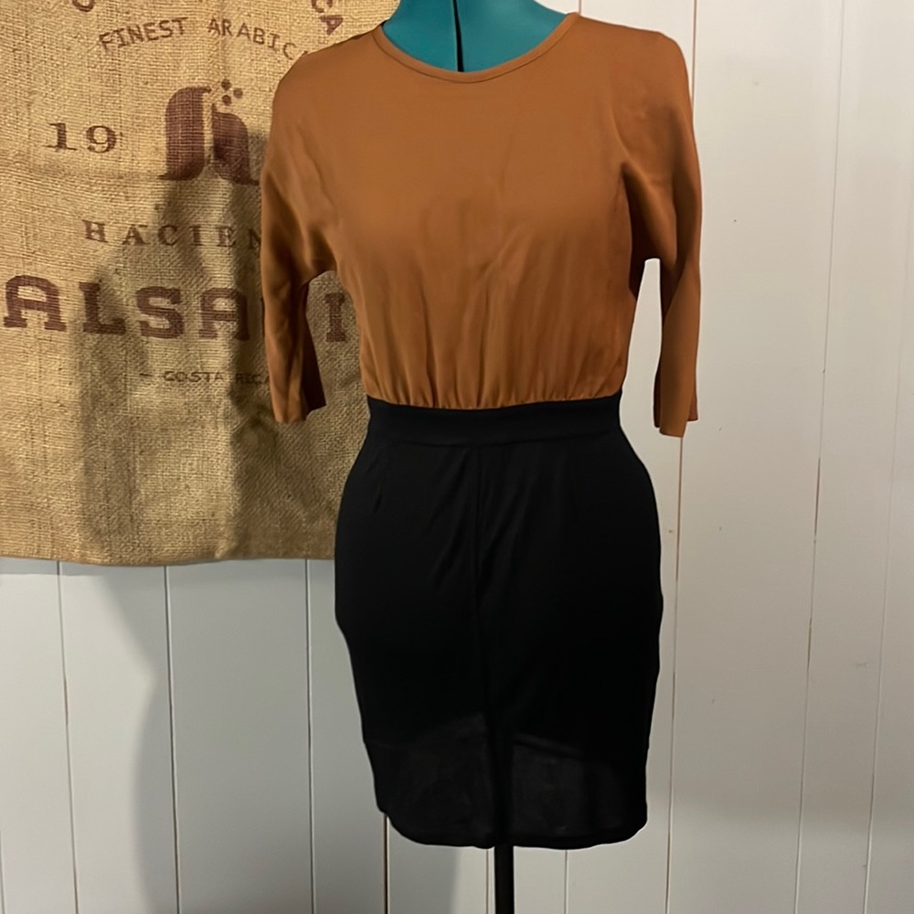 EUC. Color block Fendi dress, size 40